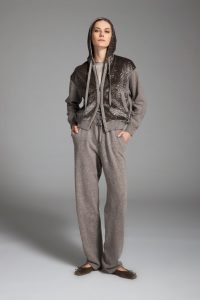 SWEATSHIRT S115 TOP S312
JOGGING PANTS S116