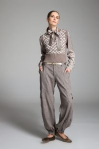 VEST S335
TOP S312
CARGO PANTS S175