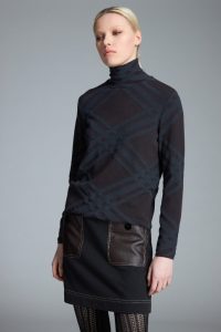 SWEATER S136 SKIRT S108