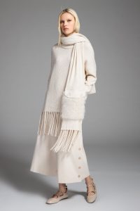 SCARF S310 MAXI PULL S305 PANTS S326