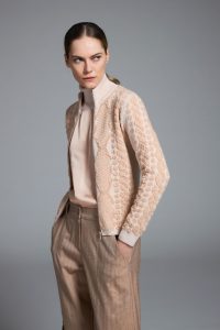 CARDIGAN S242 TOP S218
CARGO PANTS S200